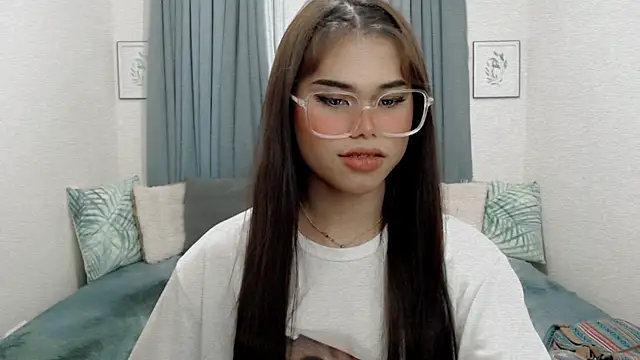 PrettyBlythes_TS webcam