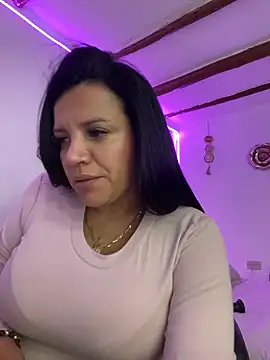 milff_parkerrr (F milf) - SHOW BOOBS   + OIL 🔥🔥🥺