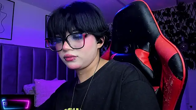 kitty_gang - Kitty_Gang's free webcam