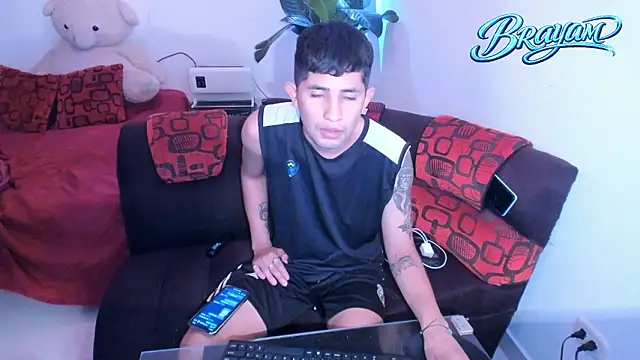 darwinandbrayann - Darwinandbrayann's free webcam