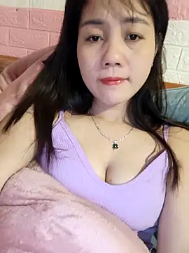 Ngocmai_lazdy webcam