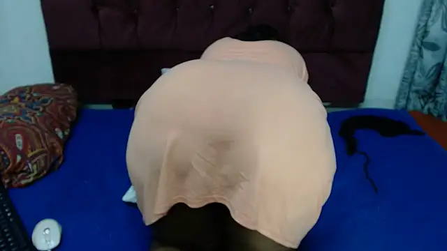 Thickchocolatex2 webcam