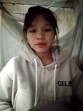 linh-miu99 webcam