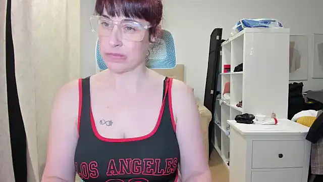 emmita69_ - Emmita69_'s free webcam