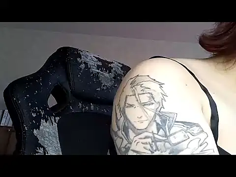 Kira_Chain webcam