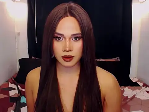 YllanaAltheaXxX webcam