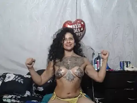 CataleyaRosee webcam