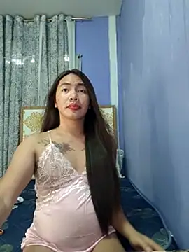 lady_kim_boner - Lady_kim_boner's free webcam