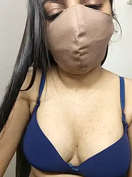 Webcam Model (_desigori)  is live.Free join now!