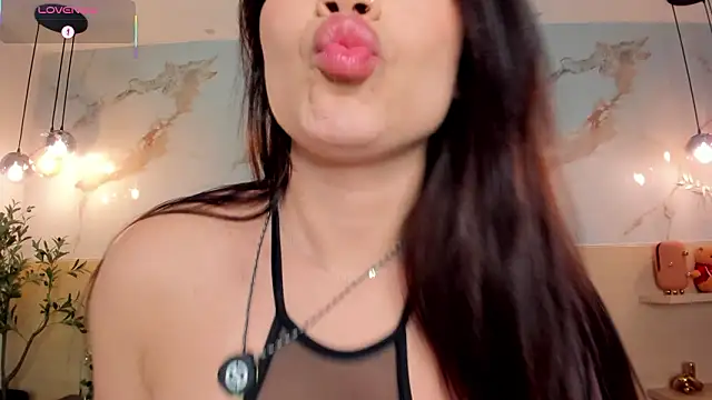 leathompson - LeaThompson's free webcam