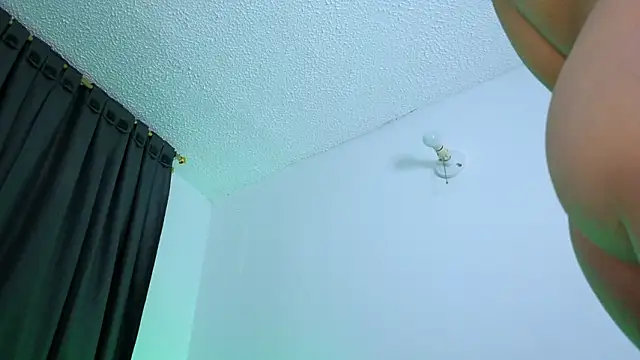 sexyladyy_ - Sexyladyy_'s free webcam