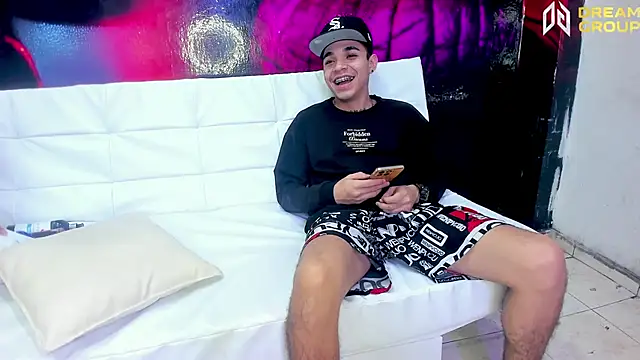 AmazingPartys webcam