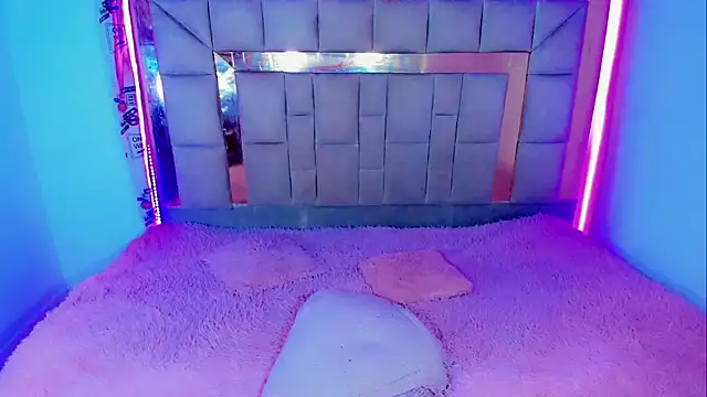 super_hot_girls webcam