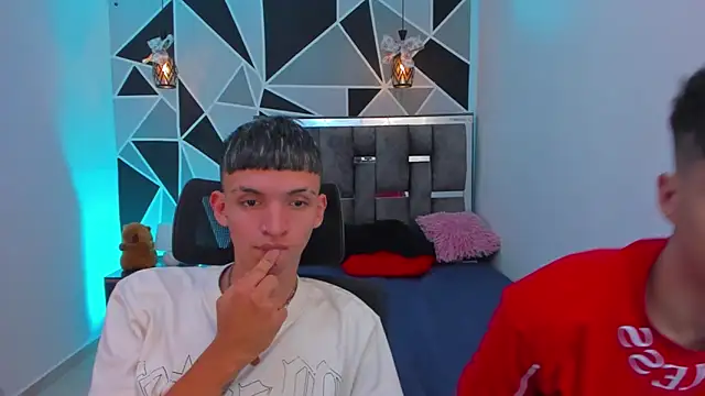 juan_nd_steven (Ask my age) - Lick ass Juan