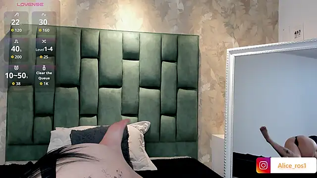 alice_rose5 - Alice_rose5's free webcam