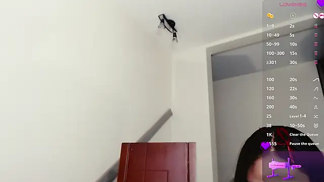 agatha_dubois4_ - Agatha_Dubois4_'s free webcam