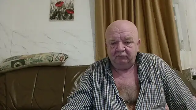 fullballs6 - Fullballs6's free webcam