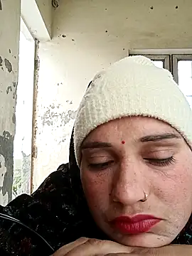 Cute-karisma1234 webcam