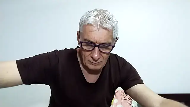 BIGUNCUTHARDCOCK webcam