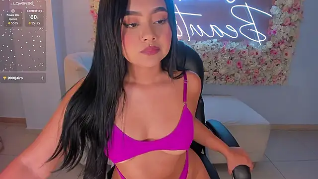 GabriellaLee webcam