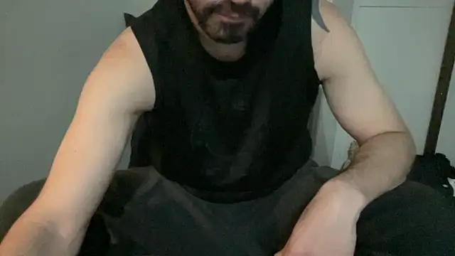 alphajoshkosh - Alphajoshkosh's free webcam - UK Sex Cams