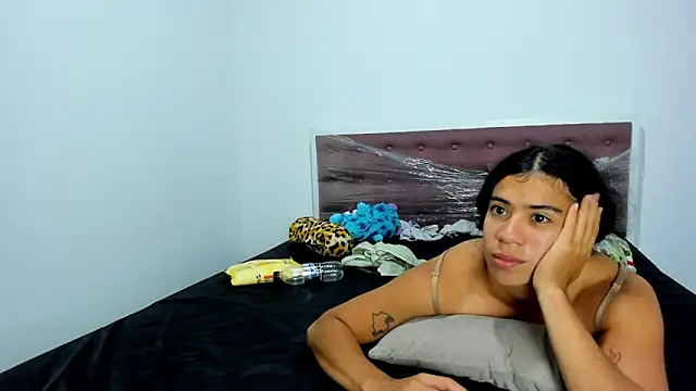 AshleyandCleo webcam