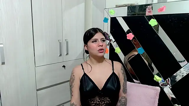 katery_wok11 - Katery_wok11's free webcam