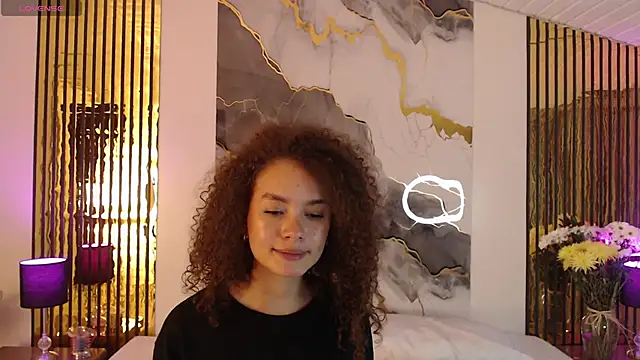 MiticaBrennet_ webcam