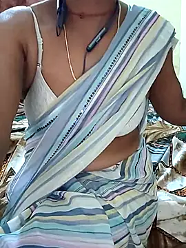 meena_meenakshi - Meena_Meenakshi's free webcam