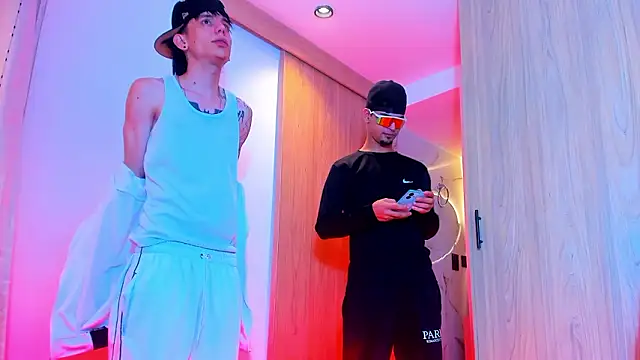 thebatmansion - TheBatMansion's free webcam