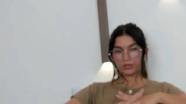 scarlett_rosse_x - Scarlett_rosse_x's free webcam