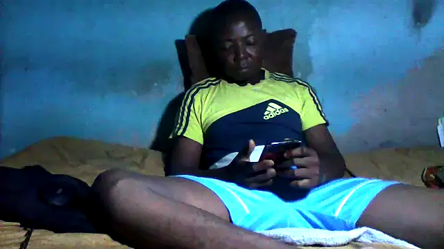 little__joy (Ask my age) - I JUST WANT ROUGH SWEATY SEX...