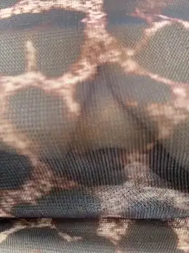 kirasunshine (F young) - completely naked and spanking pussy