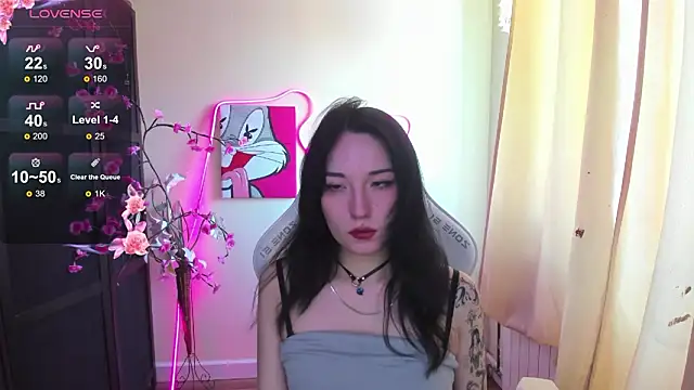 aliceeinwonderlanddd - AliceeinWonderlanddd's free webcam - UK Sex Cams