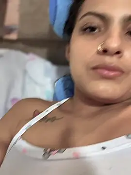 Megan_browns1 webcam