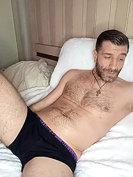 alexdaniel89 (Ask my age) - Play with my dick