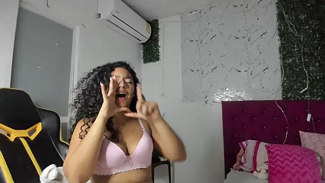 emily_stars1 webcam