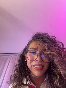 Samantha_Bernardo webcam