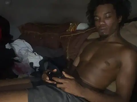 SlimeCrownzOut5 webcam