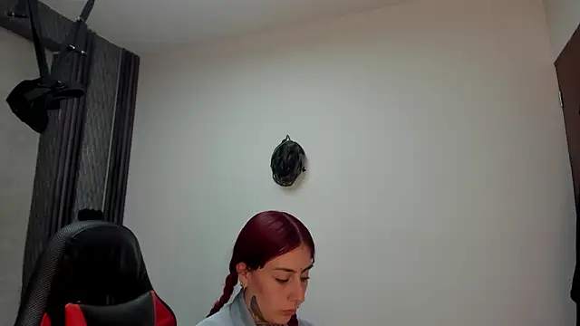 selene_red_ - Selene_red_'s free webcam - UK Sex Cams