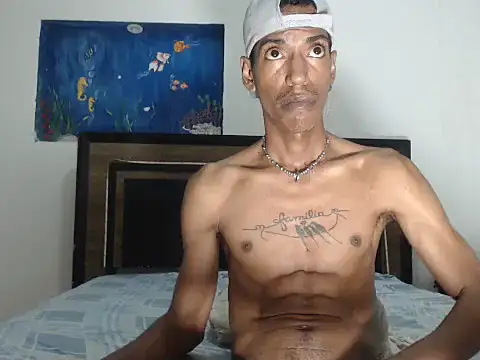 AlbertBigCock webcam