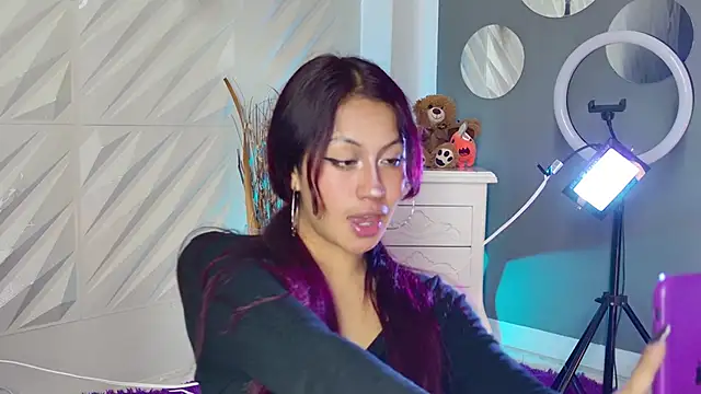 leyla_collinss webcam