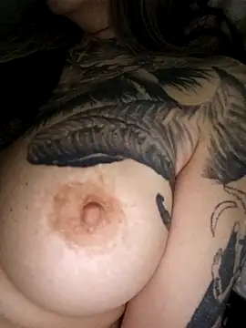 vamporasuccubus19777 - Vamporasuccubus19777's free webcam