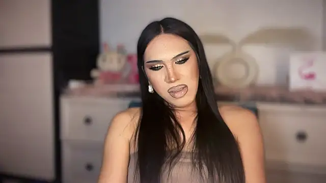 Barbara-Sprouse webcam