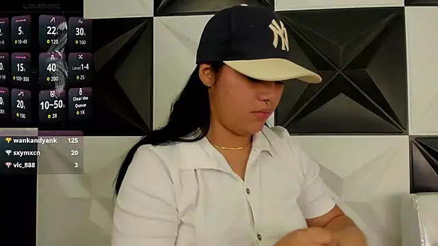 melany_rouse18 - Melany_rouse18's free webcam