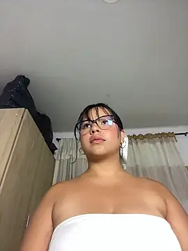 katthyasmitth - Katthyasmitth's free webcam - UK Sex Cams