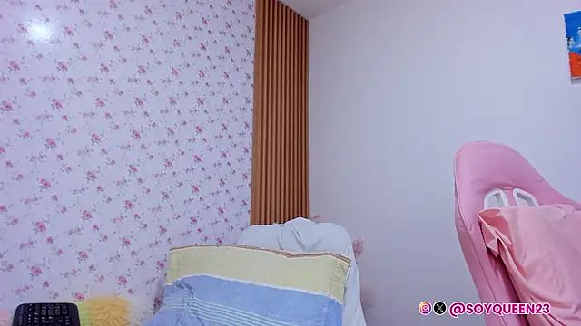 Soyqueen webcam