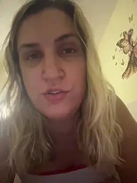 Bia_sexynovaes webcam