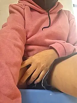 mey_mey2k3 - Mey_mey2k3's free webcam