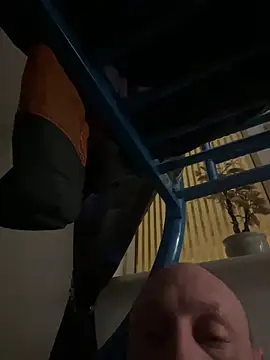 Youngmaleage1992 webcam